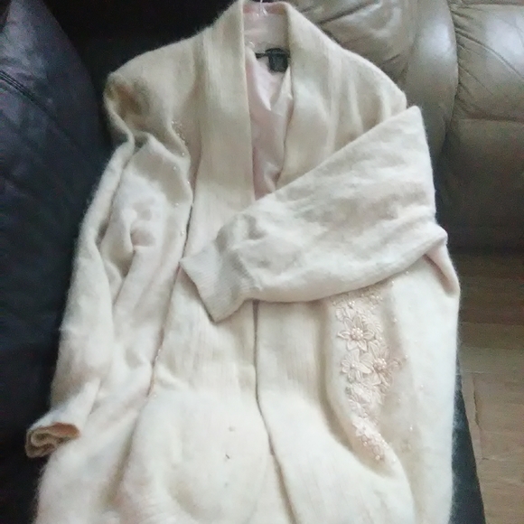 Lee Sands Angora soft wool cardigan. Warm. - Picture 4 of 8